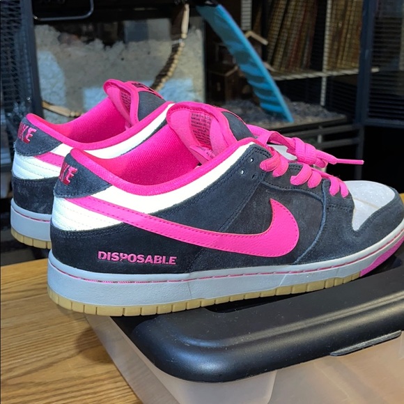 Nike SB Dunk - Picture 5 of 8